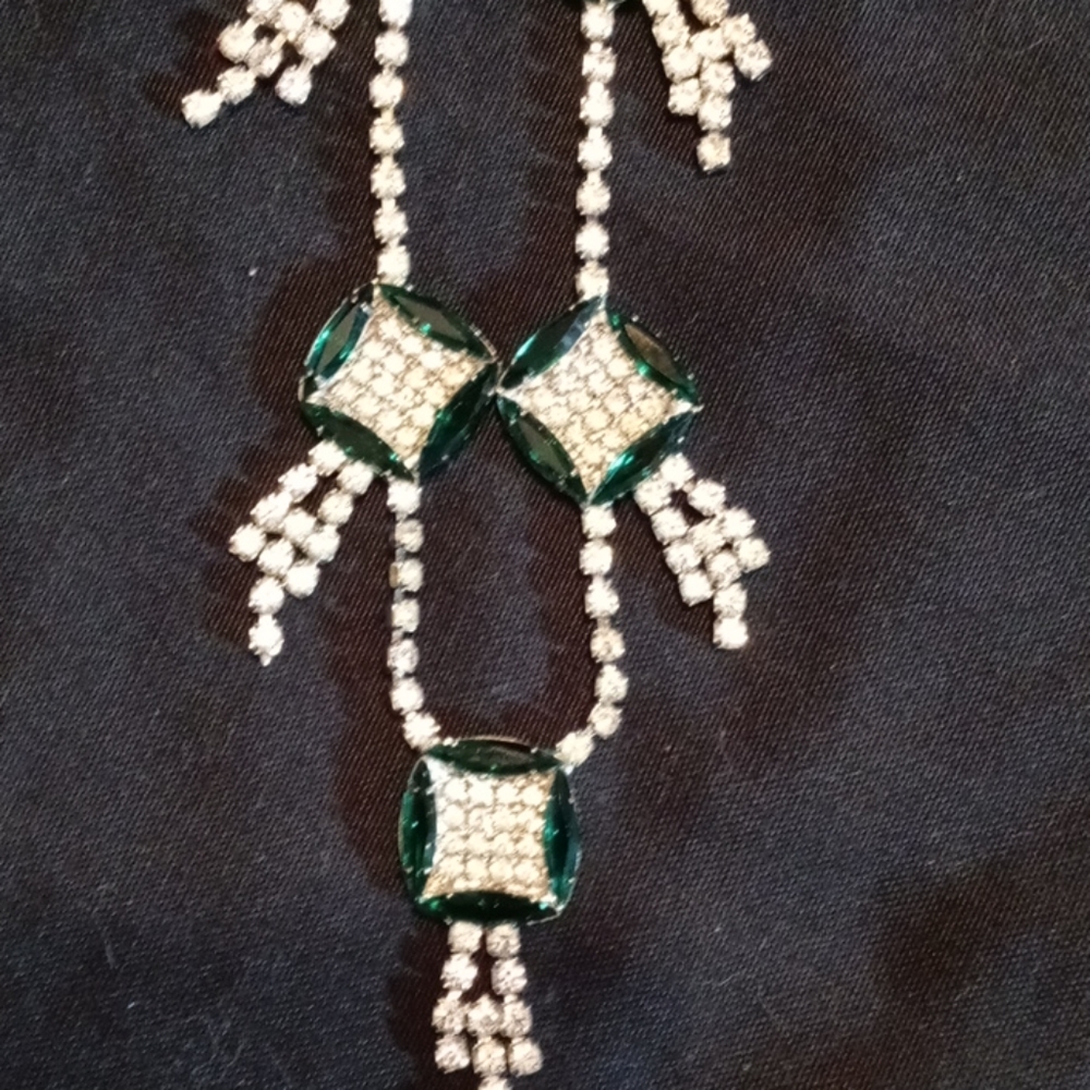 Necklace - Picture 2 of 6